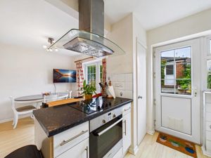 Photo 22- click for photo gallery